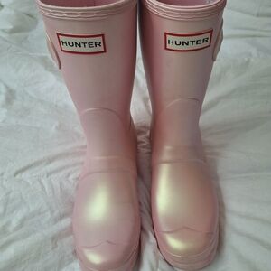 Hunter Blush Pink Waterproof Boots. Pretty in Pink 💕